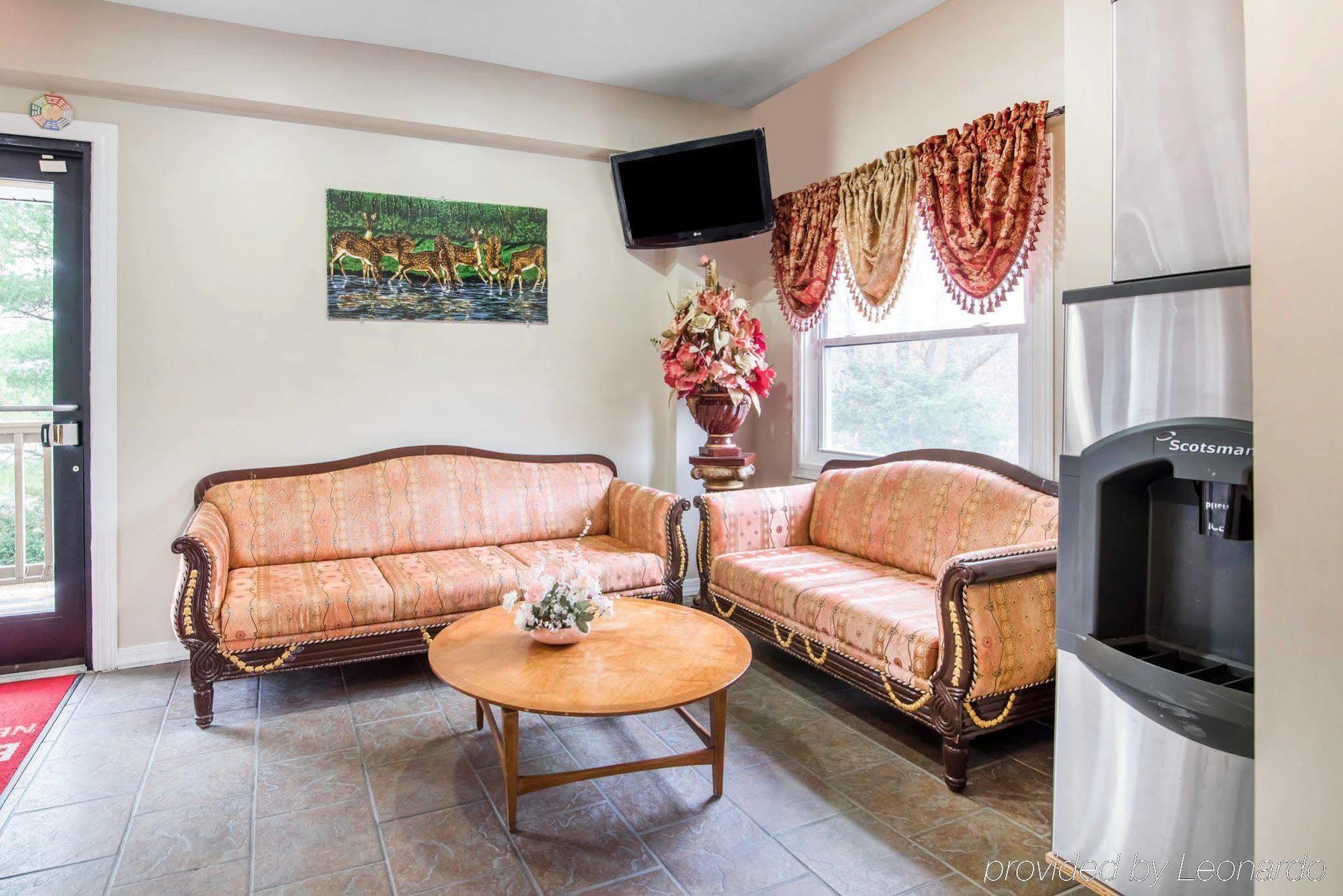 Econo Lodge นิวพาลทซ์ ภายนอก รูปภาพ
