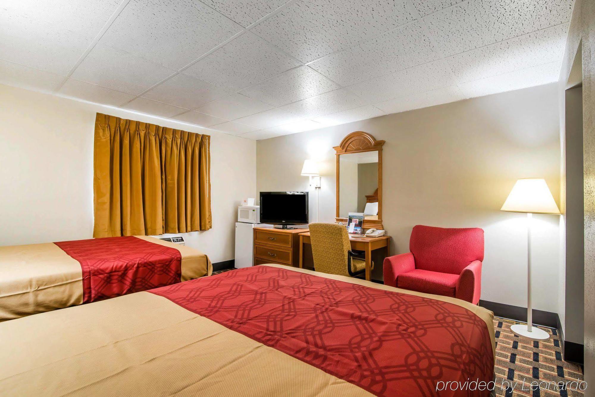 Econo Lodge นิวพาลทซ์ ภายนอก รูปภาพ
